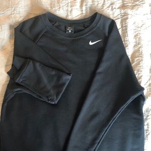 Women’s Nike sweatshirt